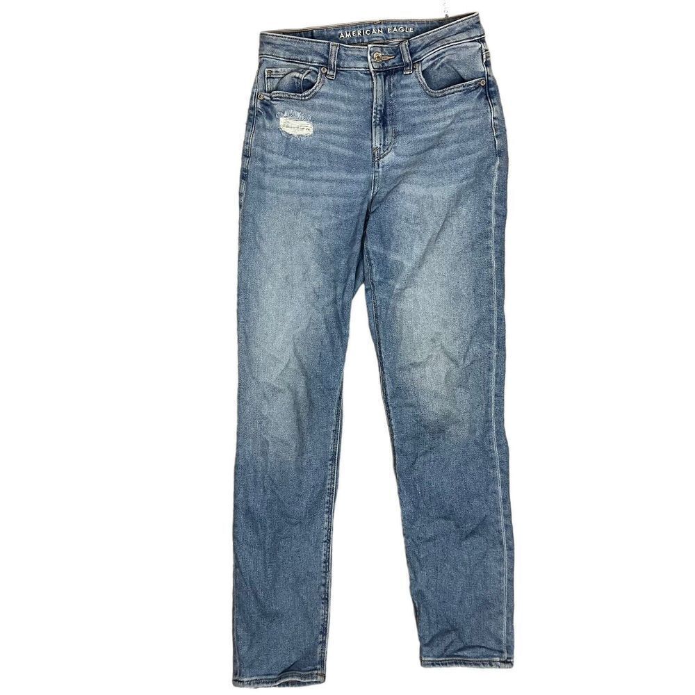 American Eagle Denim Women’s 2 Blue Mom Jeans Light Wash 28” Inseam Distressed